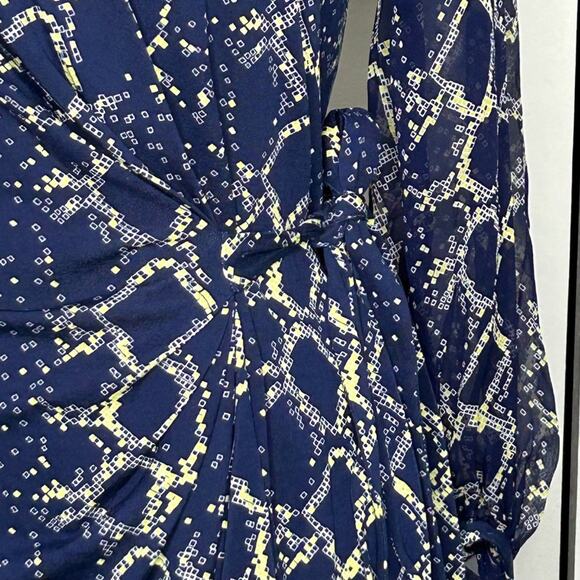 Diane von Furstenberg Sigourney Wrap Dress Snake Check Midnight Blue SZ 2 NWT - Picture 12 of 14